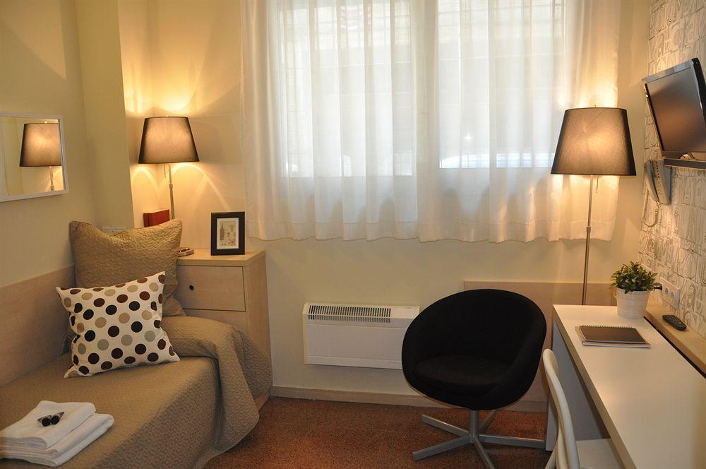 Residencia Universitaria Resa Blas De Otero * Bilbao
