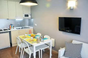 Residencia Universitaria Resa Blas De Otero *